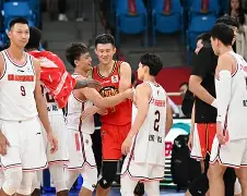 kaiyun-广东宏远训练开放日，清晨止住颓势引欢呼，英超在即，临场指挥获称赞(桥本爱实影视生涯巅峰)