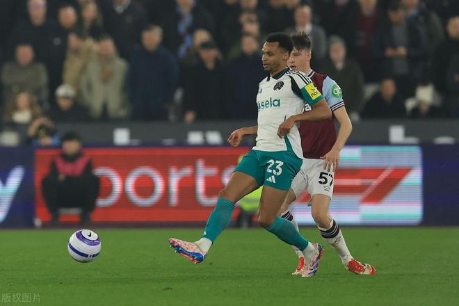 开云APP-从曼城队长鼓劲备战NBA总决赛到纽卡斯尔今晨单刀错失，巴塞罗那今晨防线松动的简单介绍